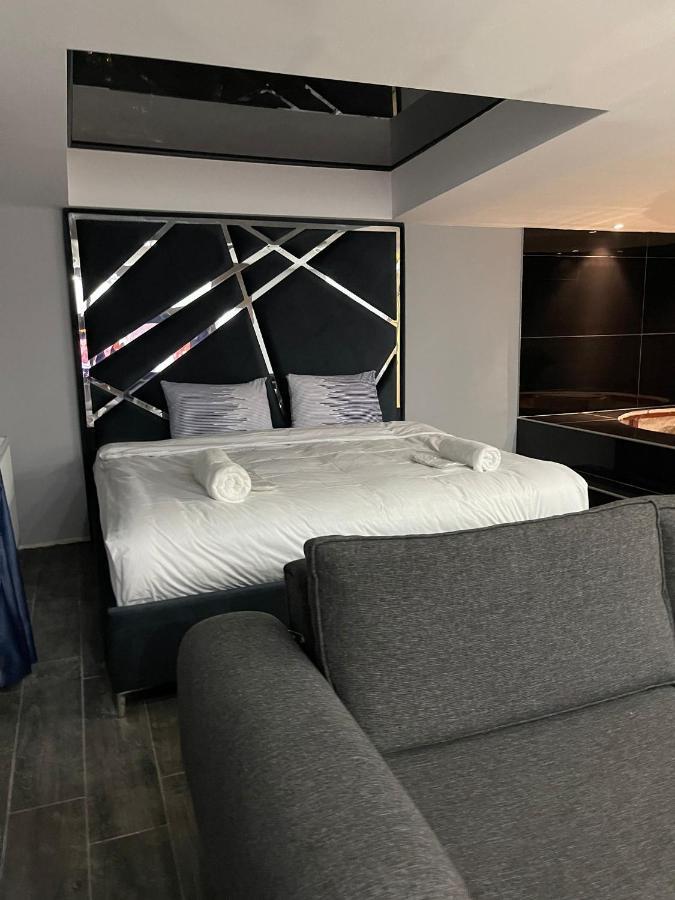 Kent Suit Otel Istanboel Buitenkant foto